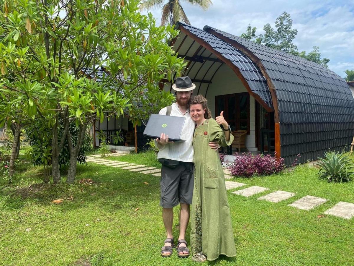 Gino'S Place - Guest House & Jungle Trekking Bukit Lawang Luaran gambar