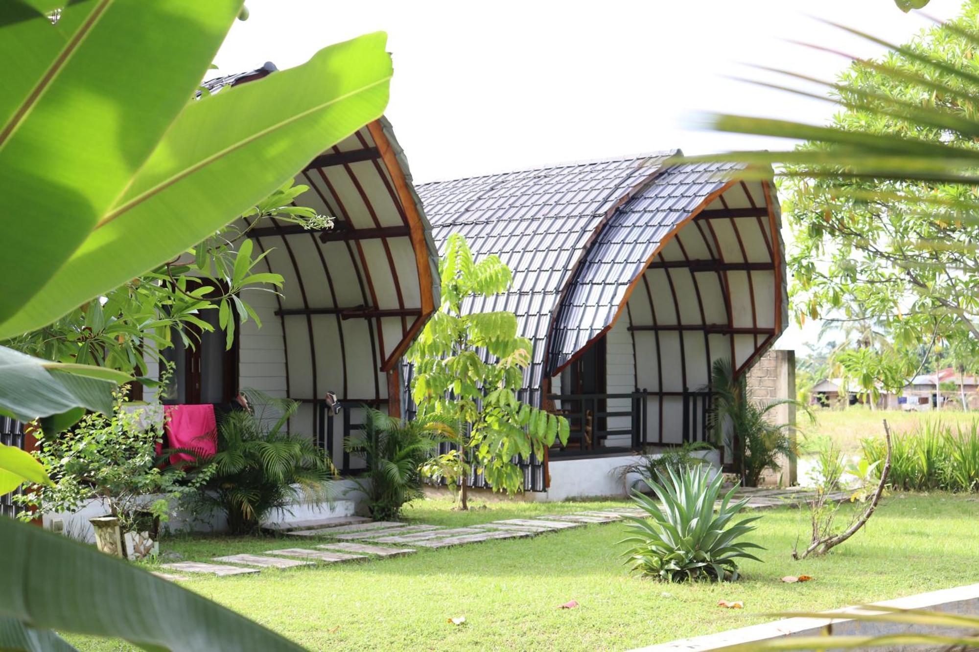 Gino'S Place - Guest House & Jungle Trekking Bukit Lawang Luaran gambar