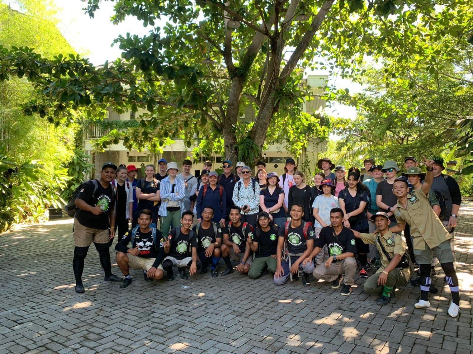 Gino'S Place - Guest House & Jungle Trekking Bukit Lawang Luaran gambar