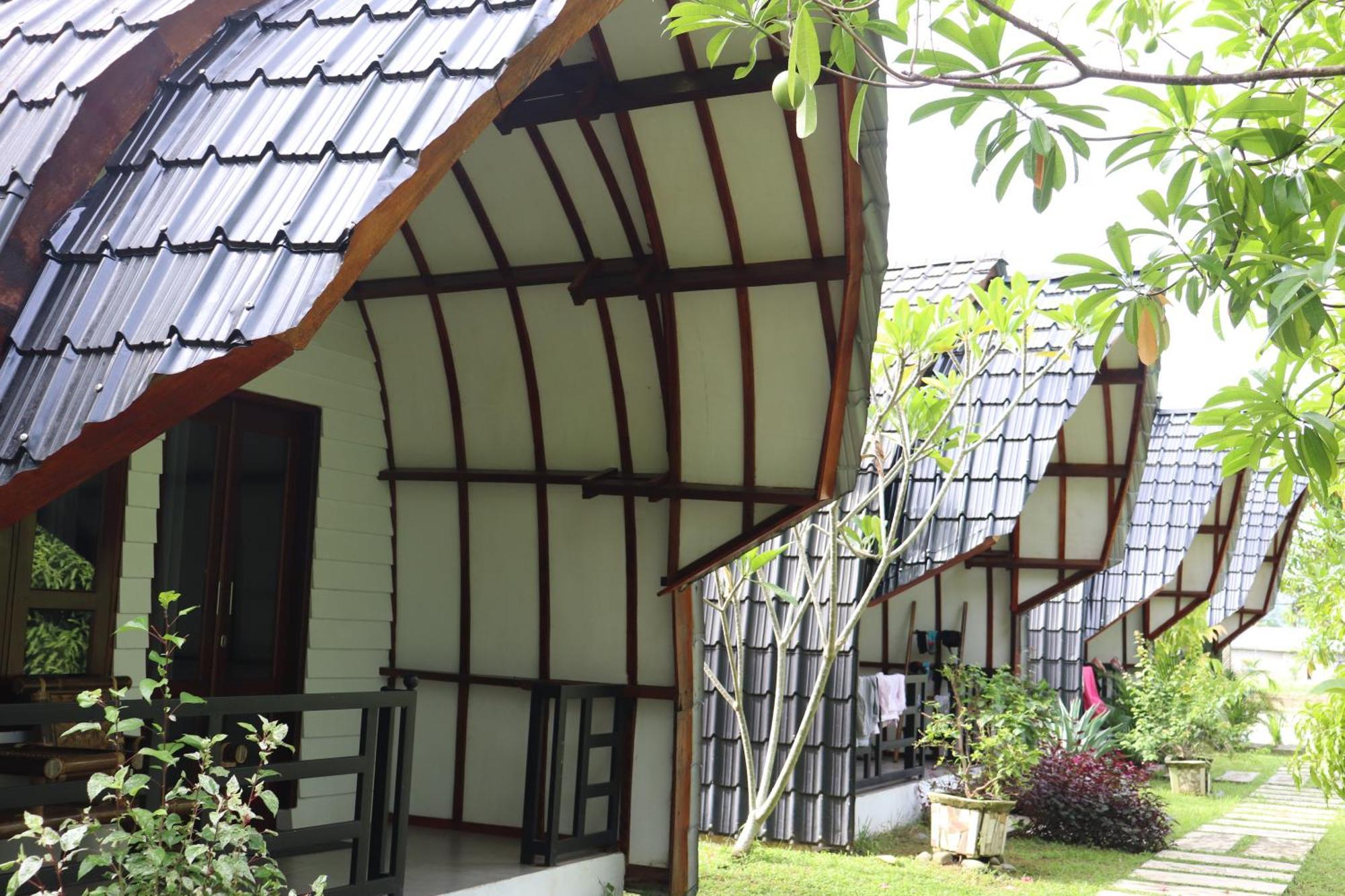 Gino'S Place - Guest House & Jungle Trekking Bukit Lawang Luaran gambar