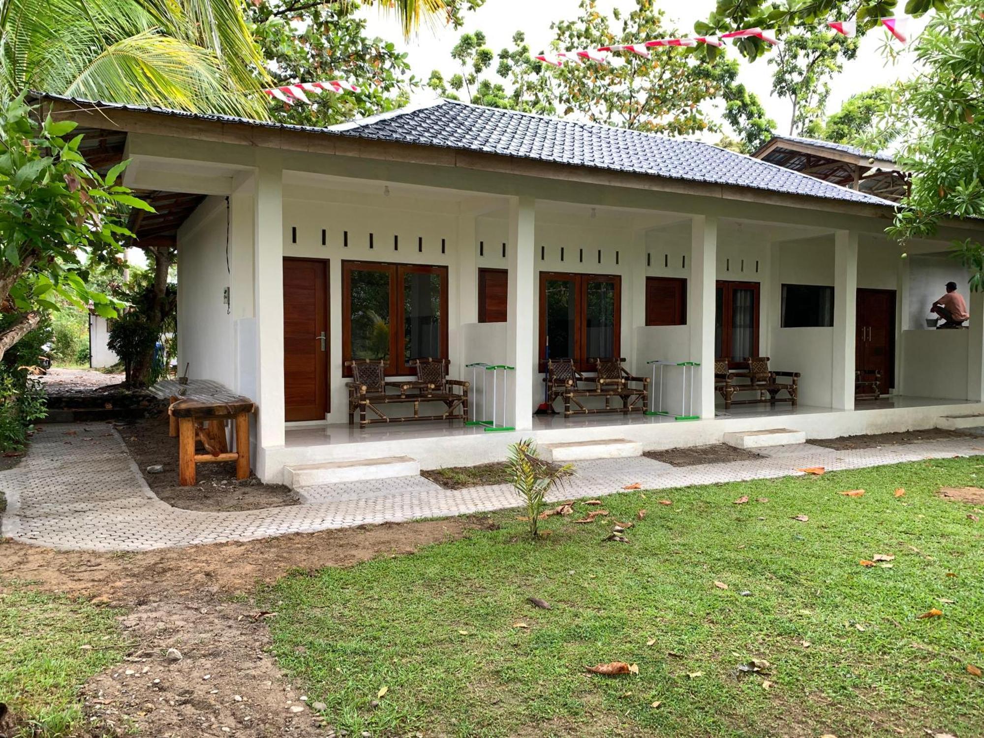 Gino'S Place - Guest House & Jungle Trekking Bukit Lawang Luaran gambar